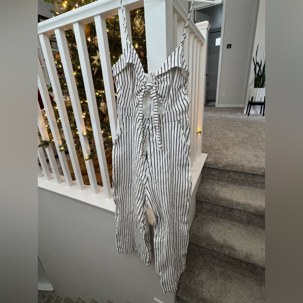 Main Strip Black & White Striped jumpsuit